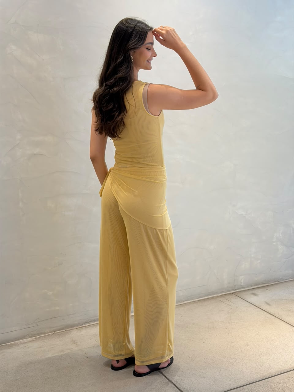 Amarelo