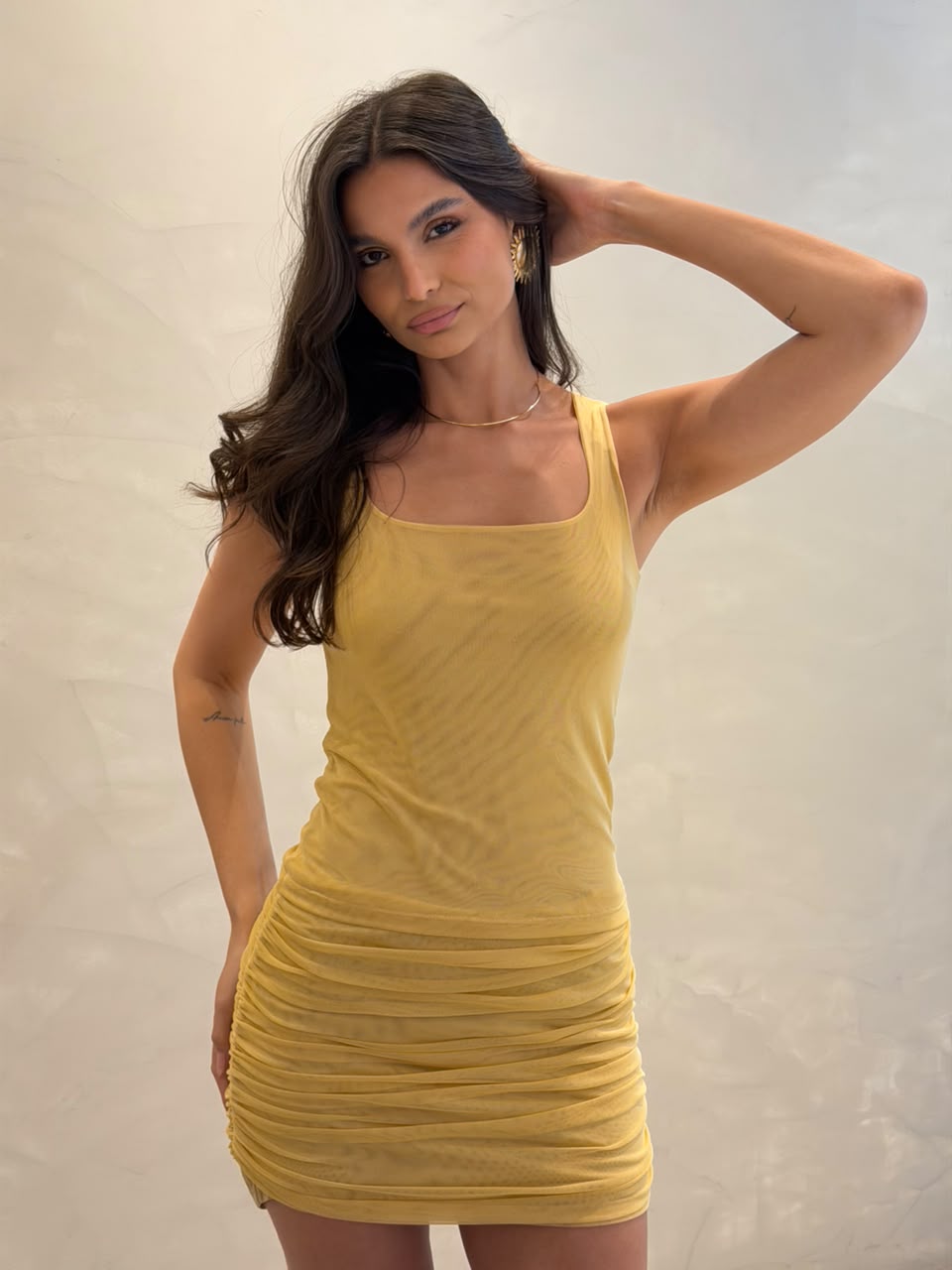Amarelo
