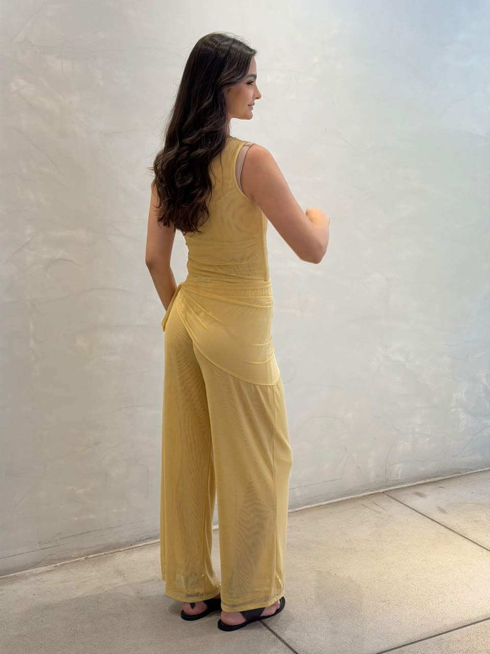 Amarelo